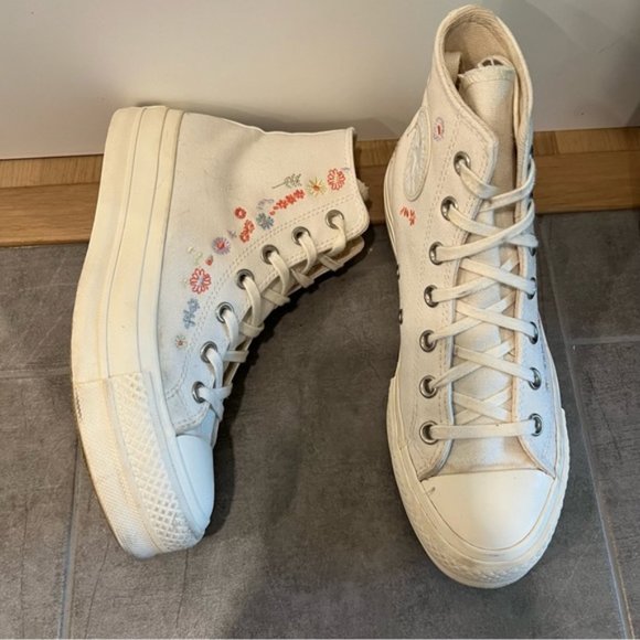 Converse Chuck Taylor All-Star Lift Hi in Things to Grow Egret - Picture 8 of 13